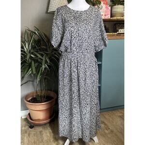 Vintage Southern Lady Skirt and Blouse Set Size 15/16 Blue and Cream Geometric